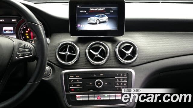 Mercedes-Benz GLA-класс X156 GLA220, 2019 14