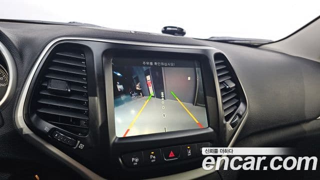 Jeep Cherokee(KL) 2.4 Longitude high AWD, 2018 16