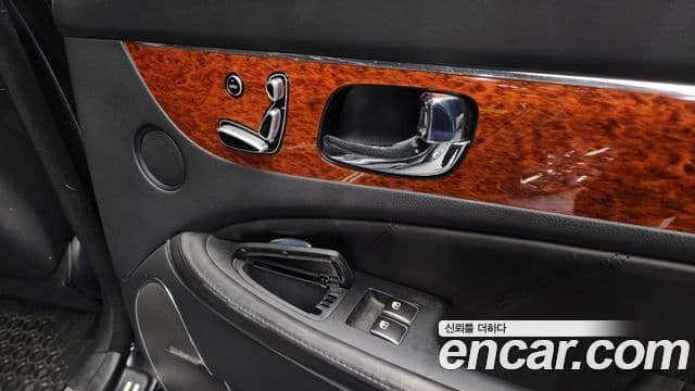 Hyundai Equus(новый кузов / новое поколение) Prestige VIP팩 II, 2010 17