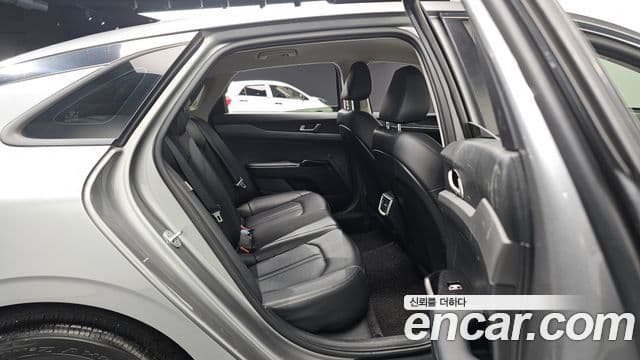 Kia K5 3세대 Standard, 2021 13