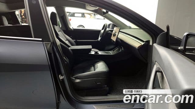 Tesla модель Y performance AWD, 2022 11