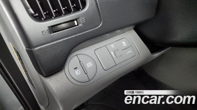 Hyundai Grand Starex Modern Special, 2017 16