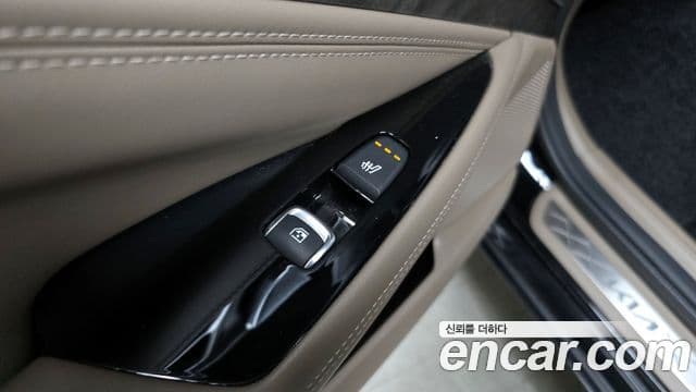 Kia K8 гибрид Noblesse Light, 2022 20