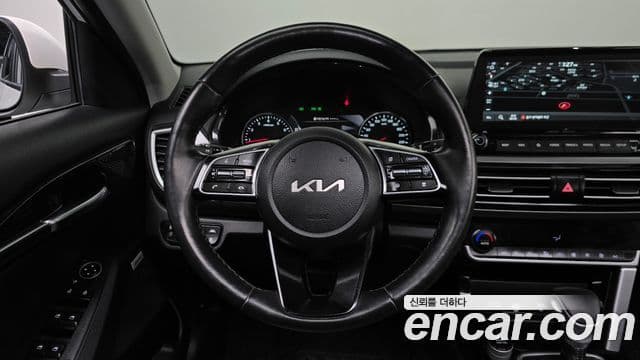 Kia Seltos Signature, 2023 13