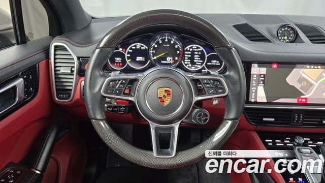 Porsche Cayenne (PO536) 3.0 E-гибрид, 2021 13