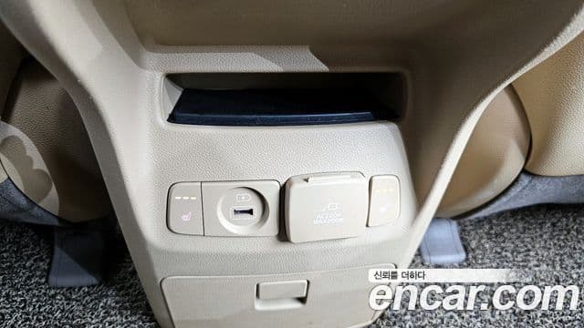 Kia All New Carnival President, 2016 19