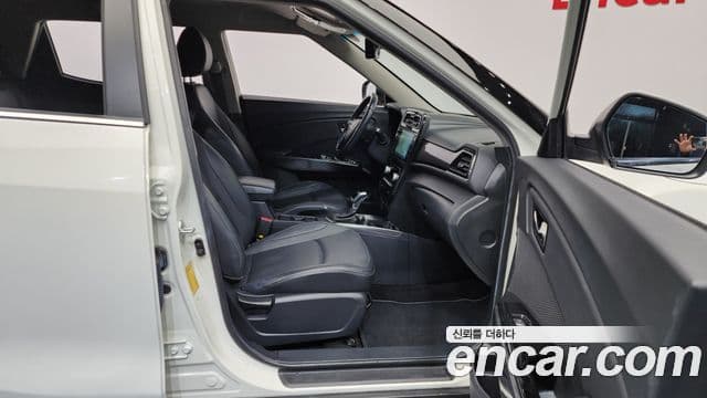 KG모빌리티(SsangYong) Berry New Tivoli V3, 2022 11