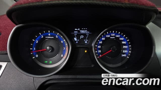 Hyundai Avante MD Luxury, 2012 8