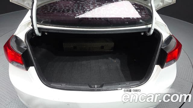 Hyundai Avante MD Luxury, 2012 20