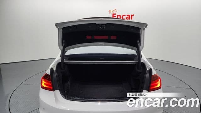 BMW 3시리즈 (F30), 2013 20