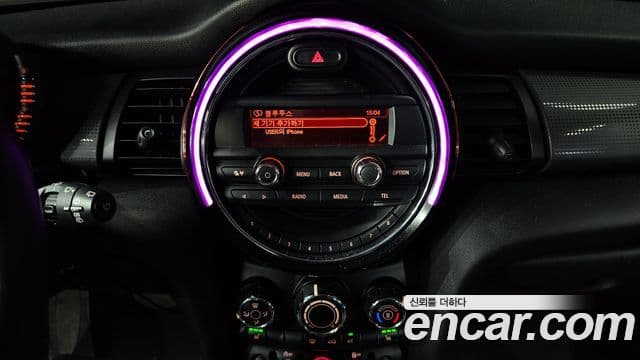 Mini Cooper D 3세대, 2015 14