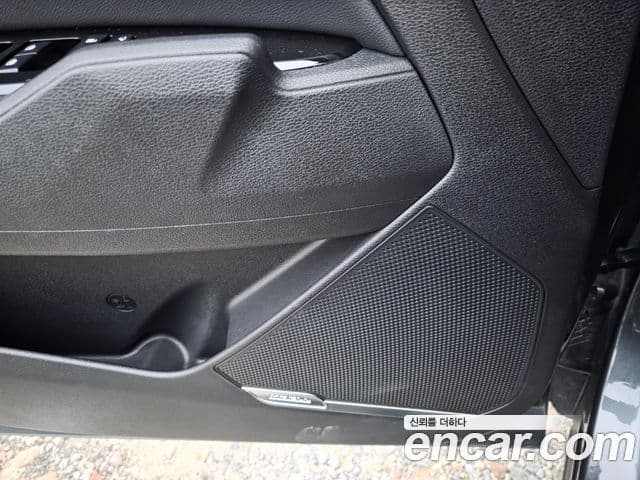 Kia Sportage 5세대 гибрид Signature 2WD, 2024 16