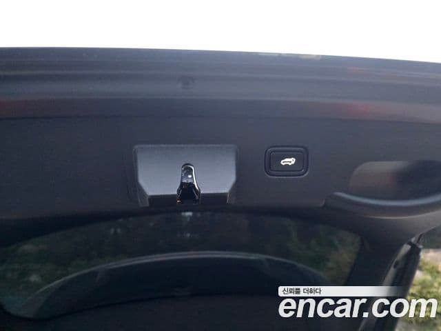 Kia Sportage 5세대 гибрид Signature 2WD, 2024 19