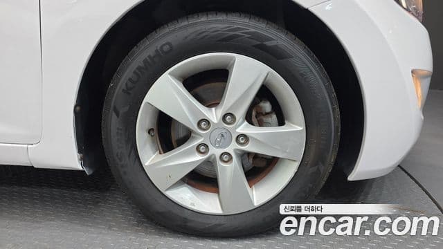 Hyundai Avante MD M16 GDI Smart, 2013 все фото