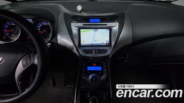 Hyundai Avante MD M16 GDI Smart, 2013 15