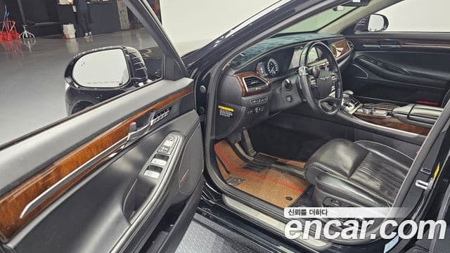 Genesis EQ900 Prestige, 2017 11