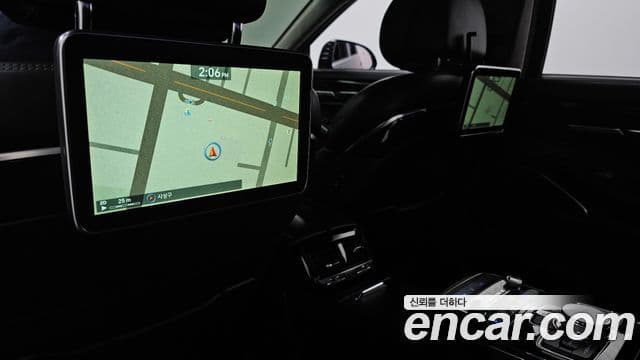 Genesis EQ900 Prestige, 2017 16