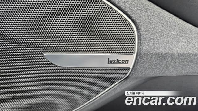 Genesis EQ900 Prestige, 2017 18