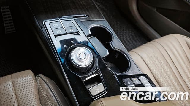 Kia K8 Signature, 2022 9
