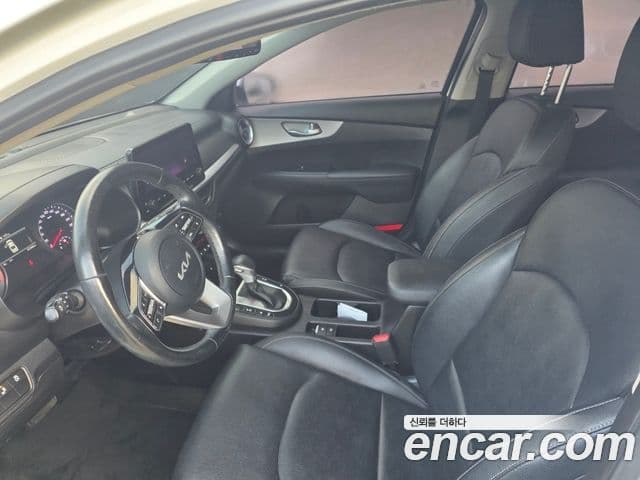 Kia The / новый New K3 2세대 Prestige, 2022 9