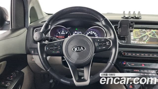 Kia All New Carnival Luxury, 2017 13