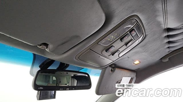 Kia All New Carnival Luxury, 2017 17