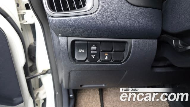 Kia All New Pride Prestige, 2012 13