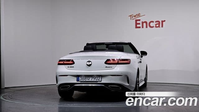 Mercedes-Benz E-класс W213 E450 4MATIC кабриолет, 2022 4