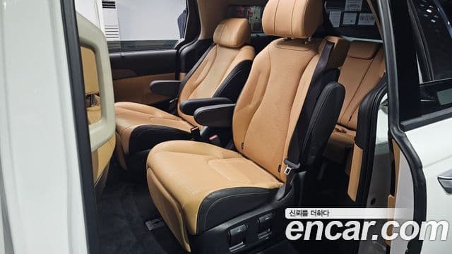 Kia Carnival 4세대 Signature, 2023 12