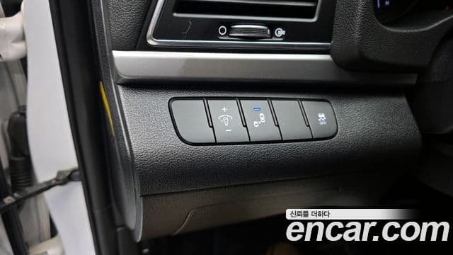 Hyundai Avante AD 1.6 GDI Value Plus, 2018 15