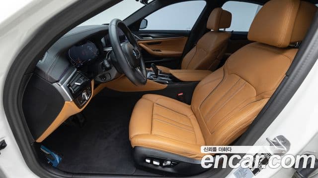BMW 5시리즈 (G30) 520i M Sport, 2023 10