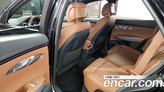 Genesis GV70, 2022 11