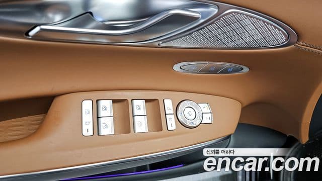 Genesis GV70, 2022 14