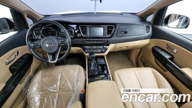 Kia All New Carnival Noblesse, 2017 7