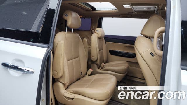 Kia All New Carnival Noblesse, 2017 12