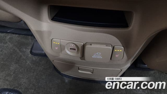 Kia All New Carnival Noblesse, 2017 18