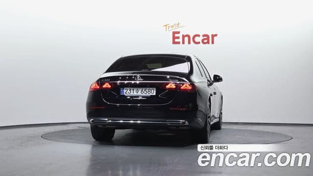 Mercedes-Benz E-класс W214 Exclusive, 2024 4