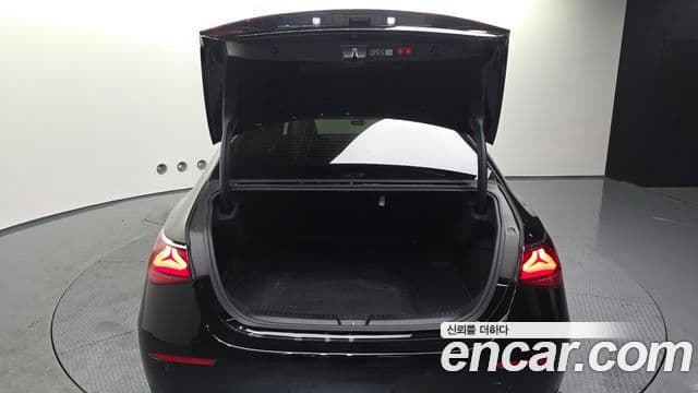 Mercedes-Benz E-класс W214 Exclusive, 2024 20