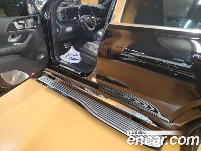 Mercedes-Benz GLS-класс X167 Maybach GLS600 4MATIC, 2024 9