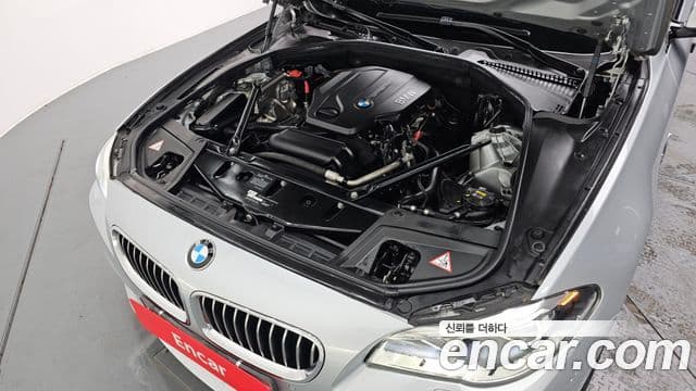 BMW 5시리즈 (F10) 520d xDrive M Aero Dynamic, 2016 6