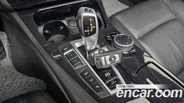 BMW 5시리즈 (F10) 520d xDrive M Aero Dynamic, 2016 9