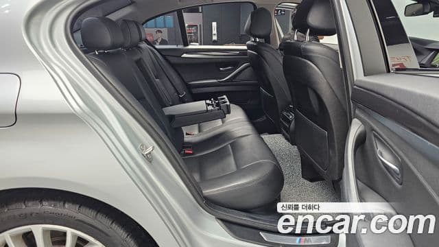 BMW 5시리즈 (F10) 520d xDrive M Aero Dynamic, 2016 12