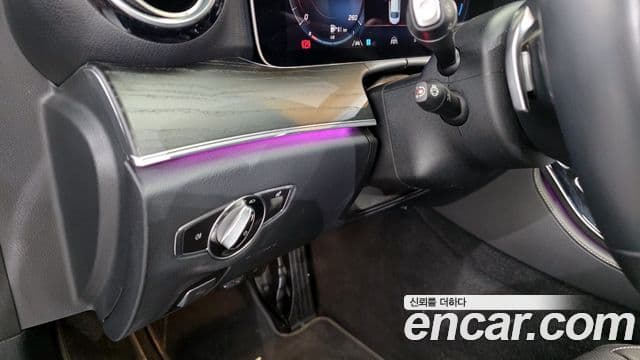 Mercedes-Benz E-класс W213 Avantgarde, 2022 15