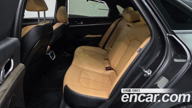 Kia K5 3세대 Signature, 2021 12