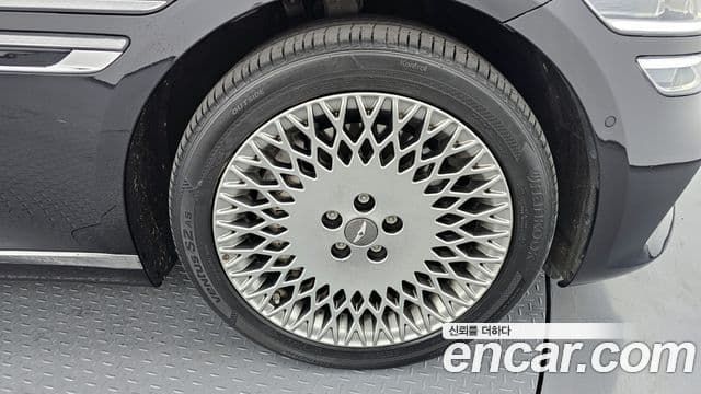 Genesis G80 (RG3) бензин 3.5 турбо AWD, 2022 все фото