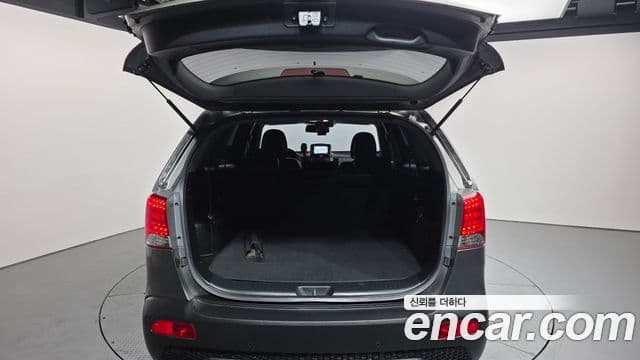 Kia Sorento R топовая версия, 2011 20