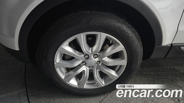 Land Rover Range Rover Evoque 2.0 TD4 SE, 2018 все фото