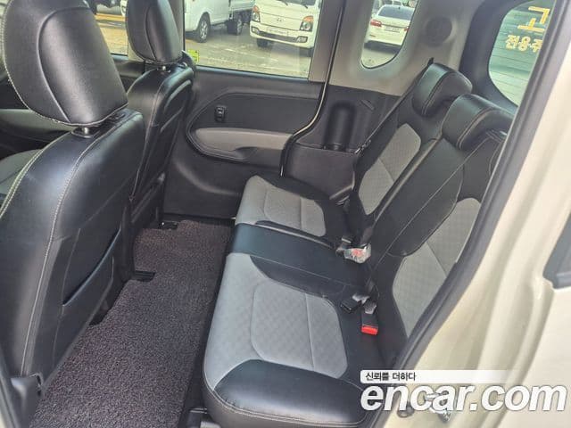 Kia The / новый New Ray Signature, 2021 7