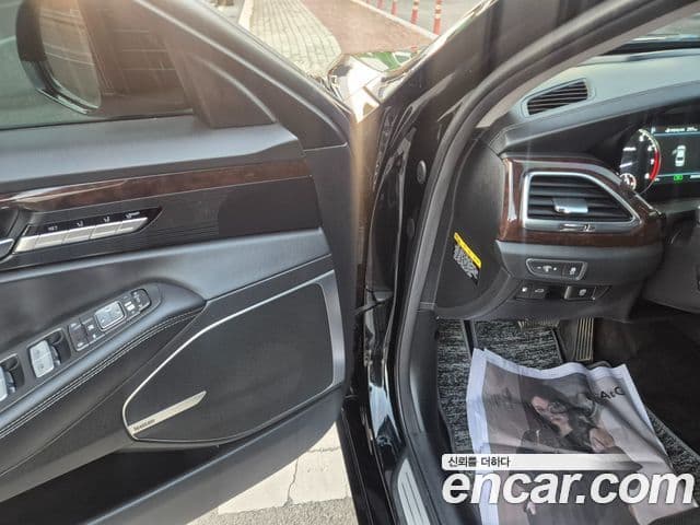 Genesis EQ900 Luxury, 2016 13