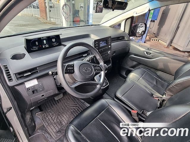 Hyundai Staria Smart, 2022 4
